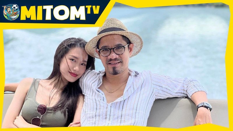 Vợ Đoàn Văn Hậu có gia thế khá khủng