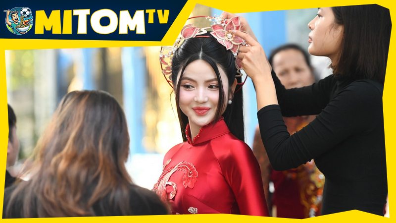 Đến đầu năm 2024, cặp "Trai tài, gái sắc" này chính thức kết hôn và về chung một nhà.